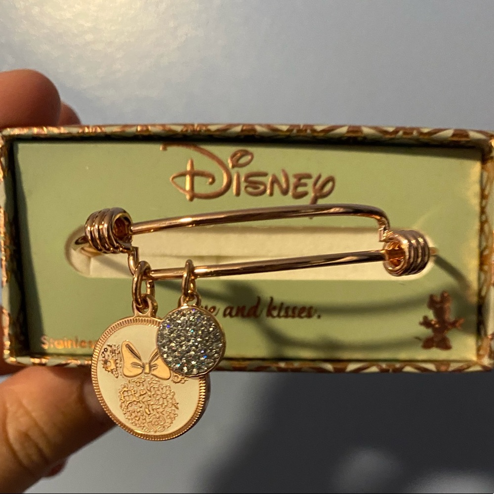 Disney Minnie Mouse bracelet